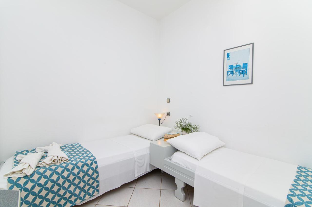 Sunshine Garden Apts มาเลีย ภายนอก รูปภาพ